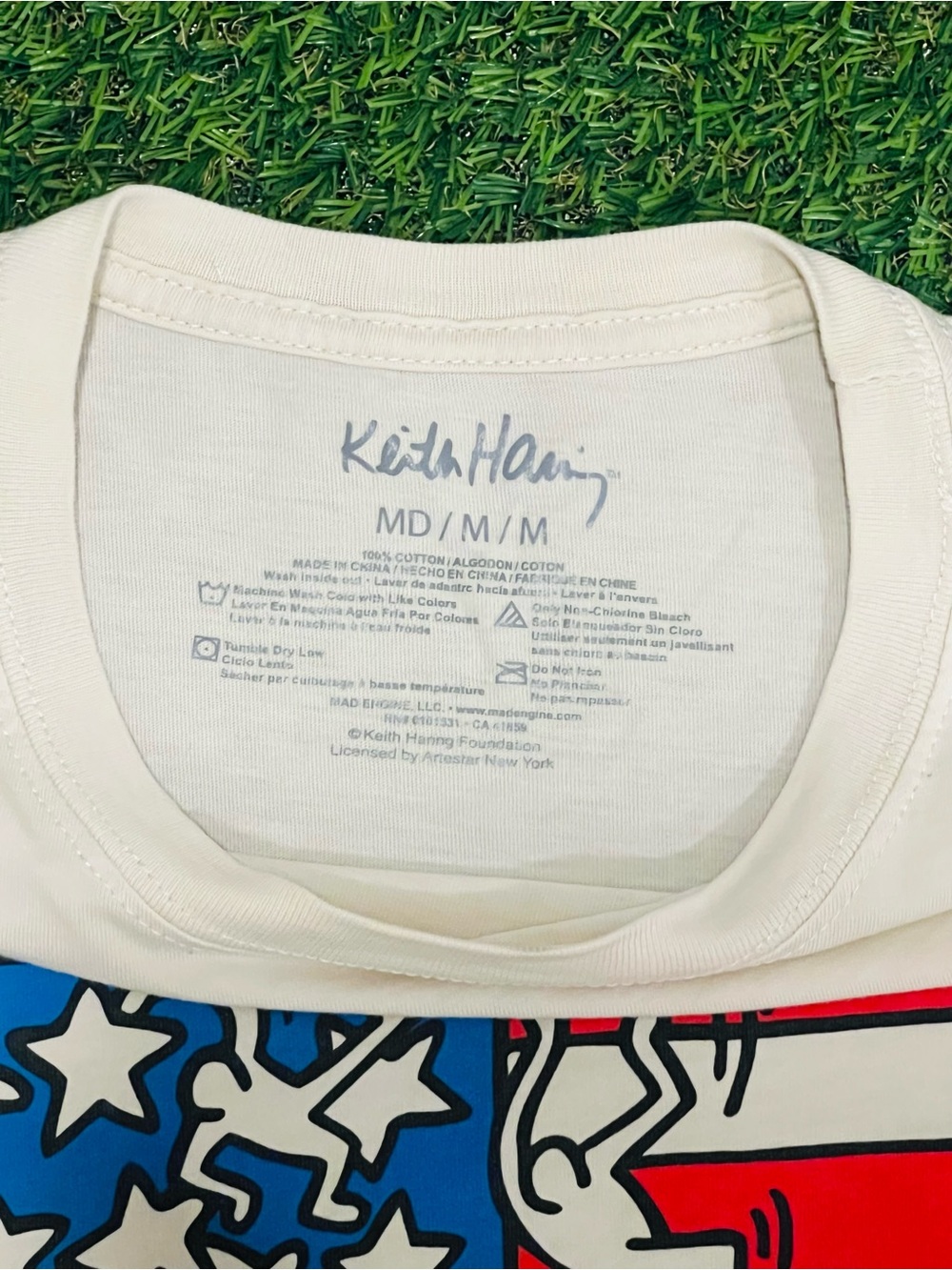 Keith Haring American Flag Cream Pop Art Streetwear T-Shirt Size M 💎 - Picture 5 of 5